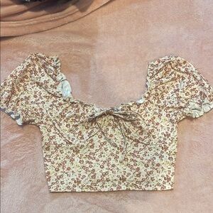 Floral Puff Sleeve Crop Top